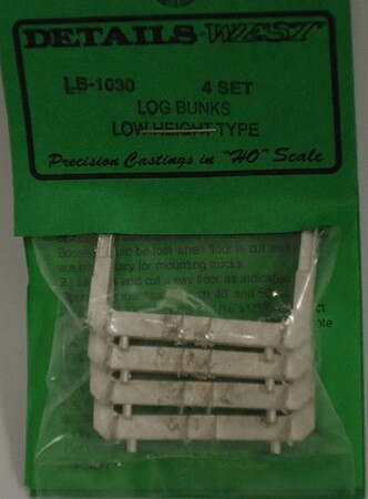 Details-West Log Bunks Low Height (4) HO Scale Miscellaneous Train Part #1030