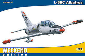 L39C Aircraft (Weekend Edition) Plastic Model Airplane Kit 1/72 Scale #7418
