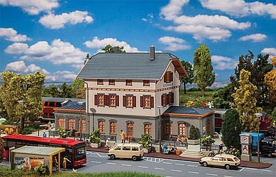 Faller Steinheim Station HO Scale Model Railroad Building Kit #110112