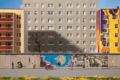 Faller Berlin Wall with East Side Gallery Graphics Kit HO Scale Model Railroad Building #180424