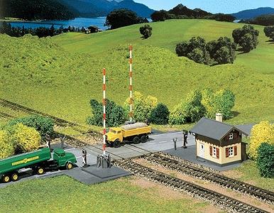 Faller Operating Level Grade Crossing Kit N Scale Model Railroad Accessory #222169