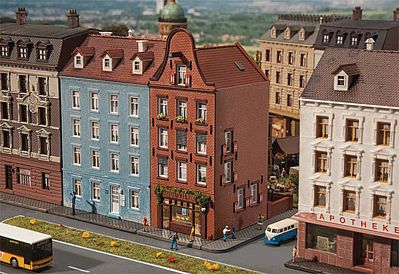 Faller Old Town House with Cigar Shop Weathered Kit N Scale Model Railroad Building #232335