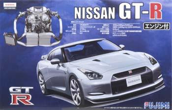 Fujimi Nissan GT-R R35 w/Engine Plastic Model Car Vehicle Kit 1/24 Scale #03794