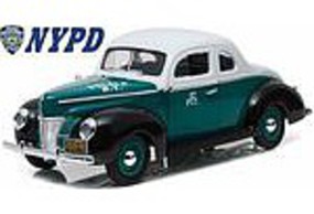 Green-Light '40 FORD COUPE NYPD 1-18