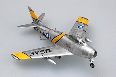 HobbyBoss EZ F-86F-30 Sabre Plastic Model Airplane Kit 1/72 Scale