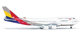 Herpa Boeing 747-400 Asiana Air 1/500 Scale Herpa Boeing 747-400 Asiana Air 1/500 Scale