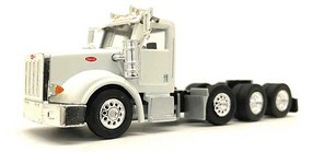 Herpa Pete 367 Tag Axle White Herpa Pete 367 Tag Axle White