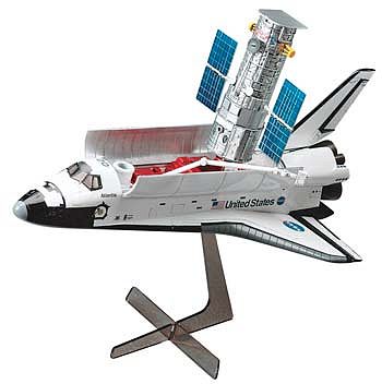 Hasegawa SPACE SHUTTLE ORBITER & HUBBLE Plastic Model Space Shuttle Kit 1/200 Scale #10676