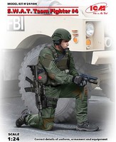SWAT Team Fighter #4 with Hand Gun Plastic Model Military Figure Kit 1/24 Scale #24104