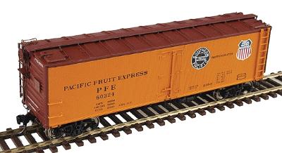 Intermountain R-30-18 40 Wood Reefer Pacific Fruit Express HO Scale Model Train Freight Car #47403