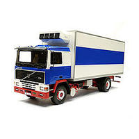 Volvo F-16 Reefer Truck Plastic Model Truck Kit 1/24 Scale #553893