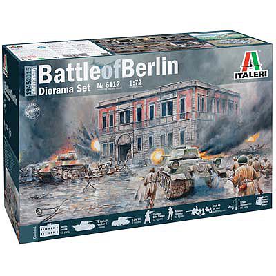 Italeri 1/72 Battle for Berlin 1945 Diorama Set