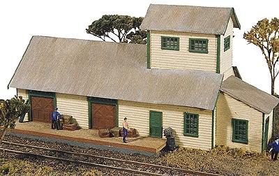 JL Hubermill Warehouse Kit Model Railroad Building N Scale #120