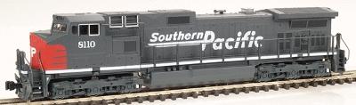 Kato Diesel GE C44-9W Powered Southern Pacific #8110 - N-Scale