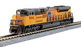 Kato EMD SD70ACe with Nose Headlight LokSound and DCC Union Pacific 9066 (Armour Yellow, gray, US Flag) N-Scale Kato EMD SD70ACe with Nose Headlight LokSound and DCC Union Pacific 9066 (Armour Yellow, gray, US Flag) N-Scale