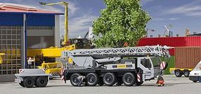 Kibri Liebherr LTM 1050/4 w/Trl HO-Scale Kibri Liebherr LTM 1050/4 w/Trl HO-Scale