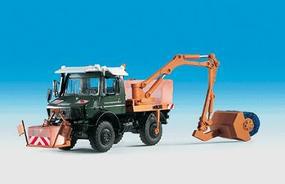 Kibri Unimog Euro II w/Brushes HO-Scale Kibri Unimog Euro II w/Brushes HO-Scale