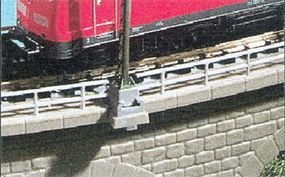 Kibri Catenary Supports (16) N Scale Model Railroad Trackside Accessory #37676