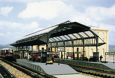 Kibri Railway Station Kit N Scale Model Railroad Building #37758