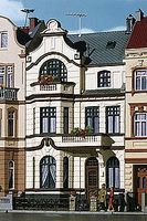 Kibri Townhouse with Studio in Bonn