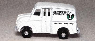 Life-Like Milk Truck - Assembled - SceneMaster(TM) Greenspring Creamery - HO-Scale