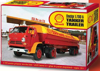 Lindberg Dodge L700 Tractor with Shell Tanker Plastic Model Truck Kit 1/25 Scale #118