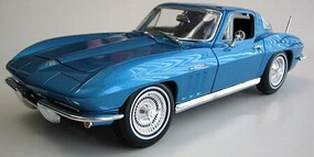 Maisto 1965 Chevrolet Corvette (Met. Blue) Metal Body Plastic Model Car Kit 1/18 Scale #31640blu Maisto 1965 Chevrolet Corvette (Met. Blue) Metal Body Plastic Model Car Kit 1/18 Scale #31640blu