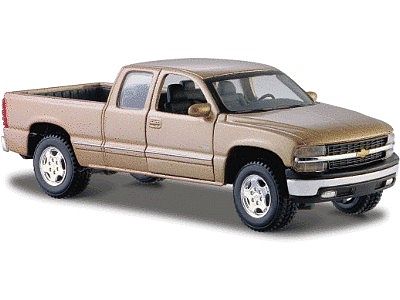 Maisto Chevrolet Silverado Pickup Truck (Met. Gold) Diecast Model Truck 1/24 scale #31941gld