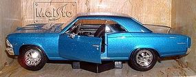 Maisto 1966 Chevelle SS396 (Met. Blue) Diecast Model Car 1/24 scale #31960blu