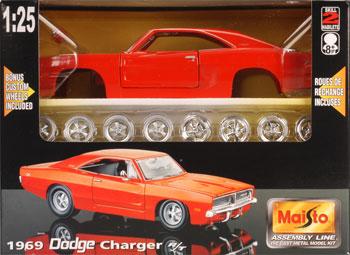 Maisto AL 1969 Charger R/T Hemi Metal Metal Body Plastic Model Car Kit 1/24 Scale #39256