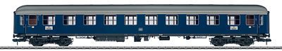 Marklin Type A4um-61 1st Class Coach German Federal RR HO Scale Model Train Passenger Car #58013