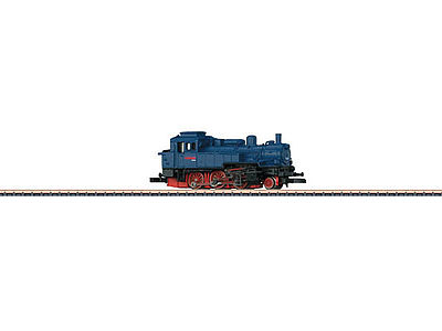 z scale steam locomotive