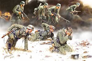 Master-Box German PzGrenadiers Set #2 1939-42 (7) Plastic Model Military Figure 1/35 Scale #3518