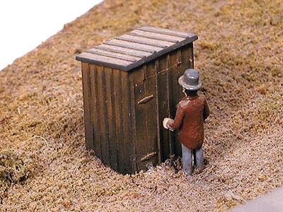 Micro Engineering Outhouse -- Model Railroad Building Accessory 