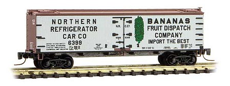 Micro-Trains 40 Wood-Sheathed Ice Reefer - Ready to Run Northern Refrigerator Car Company 6399 (Banana Service, white, Boxcar Red) - Z-Scale