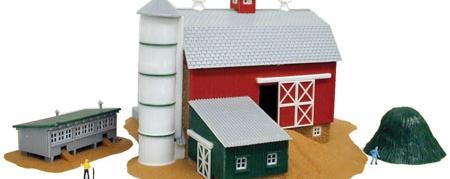 Model-Power Built-Up Buildings Lighted w/Two Figures Barn, Silo & Chicken Coop - N-Scale
