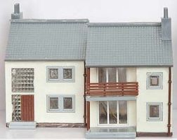 Model-Power Garden Apartment Lighted with 2 Figures Built-Up N Scale Model Railroad Building #2612 Model-Power Garden Apartment Lighted with 2 Figures Built-Up N Scale Model Railroad Building #2612