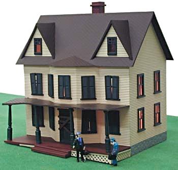 Built-Up Buildings w/Figure Haunted House - 7-1/2 x 9 19.1 x 22.9cm - HO-Scale