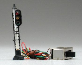 Model-Power Railway Signal 3-Light w/Pre-Wired Switch N Scale Model Railroad Operating Accessory #8570
