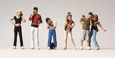 Merten Youths with Cell Phones Model Railroad Figure HO Scale #2540