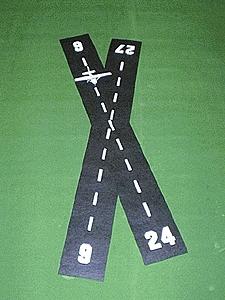 Mini-Hwy Airport Runway 3 Model Railroad Road Accessory HO Scale #209