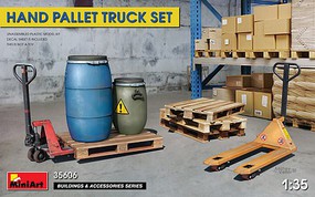 Mini-Art Pallet Jacks w/pallets + barrels 1-35 Mini-Art Pallet Jacks w/pallets + barrels 1-35