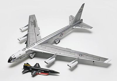 Monogram B-52B W/X-15 1-72