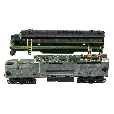 MRC DCC Sound & Control Decoder Fits InterMountain FP7 Model Railroad Electrical Accessory #1833