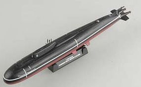 MRC Russian Oscar II Class Submarine Pre-Built Plastic Model Submarine 1/700 Scale #37327 MRC Russian Oscar II Class Submarine Pre-Built Plastic Model Submarine 1/700 Scale #37327