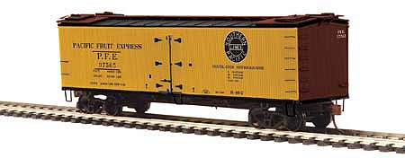 MTH-Electric HO R40-2 Wood Reefer, PFE #37569
