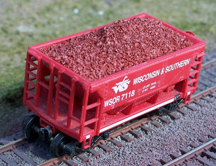 Motrak Resin Ore Load for Walthers Minnesota Ore Car (2) HO Scale Model