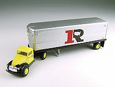 Classic-Metal-Works 41/46 Chevy Tractor Ryder HO Scale Model Railroad Vehicle #31167