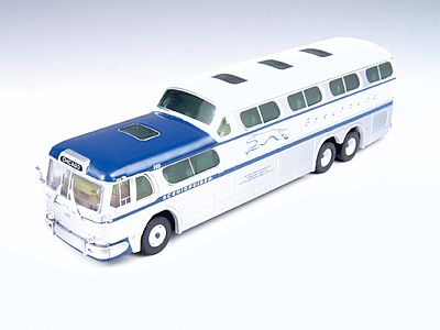 Classic-Metal-Works 1954 GMC PD4501 Scenicruiser Bus - Assembled Greyhound (1954 silver, white, blue, Destination- Chicago) - HO-Scale