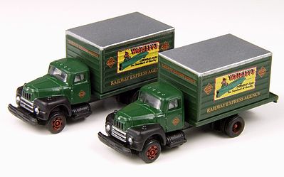 Classic-Metal-Works Intl Harvester R190 Delivery Truck Railway Express N Scale Model Railroad Vehicle #50337